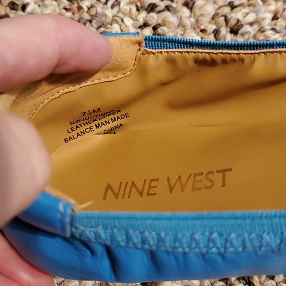 💙Nine West💙 turquoise flats with buckle, size 7.5 - Picture 3 of 3